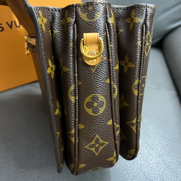 ‼️sold‼️Louis Vuitton Pochette Metis - Picture 12 of 16